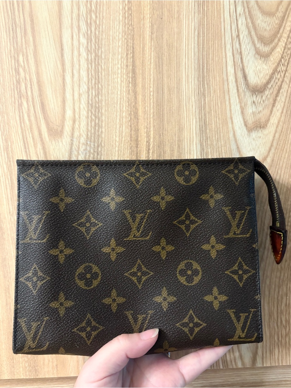Authentic Louis Vuitton Toiletry Pouch 19 Brown Canvas Monogram Coated